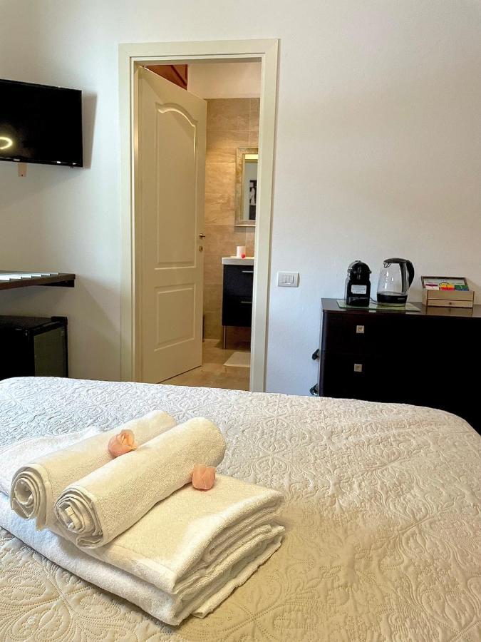 Al Poggio - Luxury Rooms Capoterra Luaran gambar